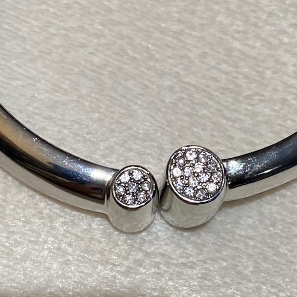 BCBG rhinestone and silver toned bracelet - Picture 3 of 9